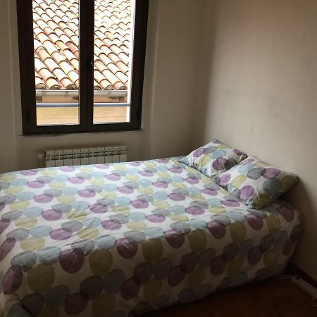 Piso En El Humedo, Al Lado Plaza Mayor Леон Экстерьер фото